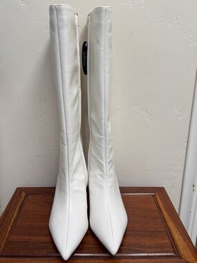 On 34th Women White Rachelle Stovepipe Knee-High Boots Shoes Size 8M